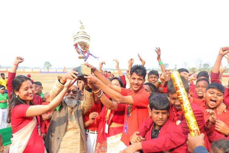 On 26th January (Republic Day), our school organised it's Annual Sports Day.